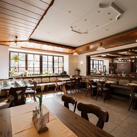Hotel Weisses Ross Konnersreuth Ngoại thất bức ảnh
